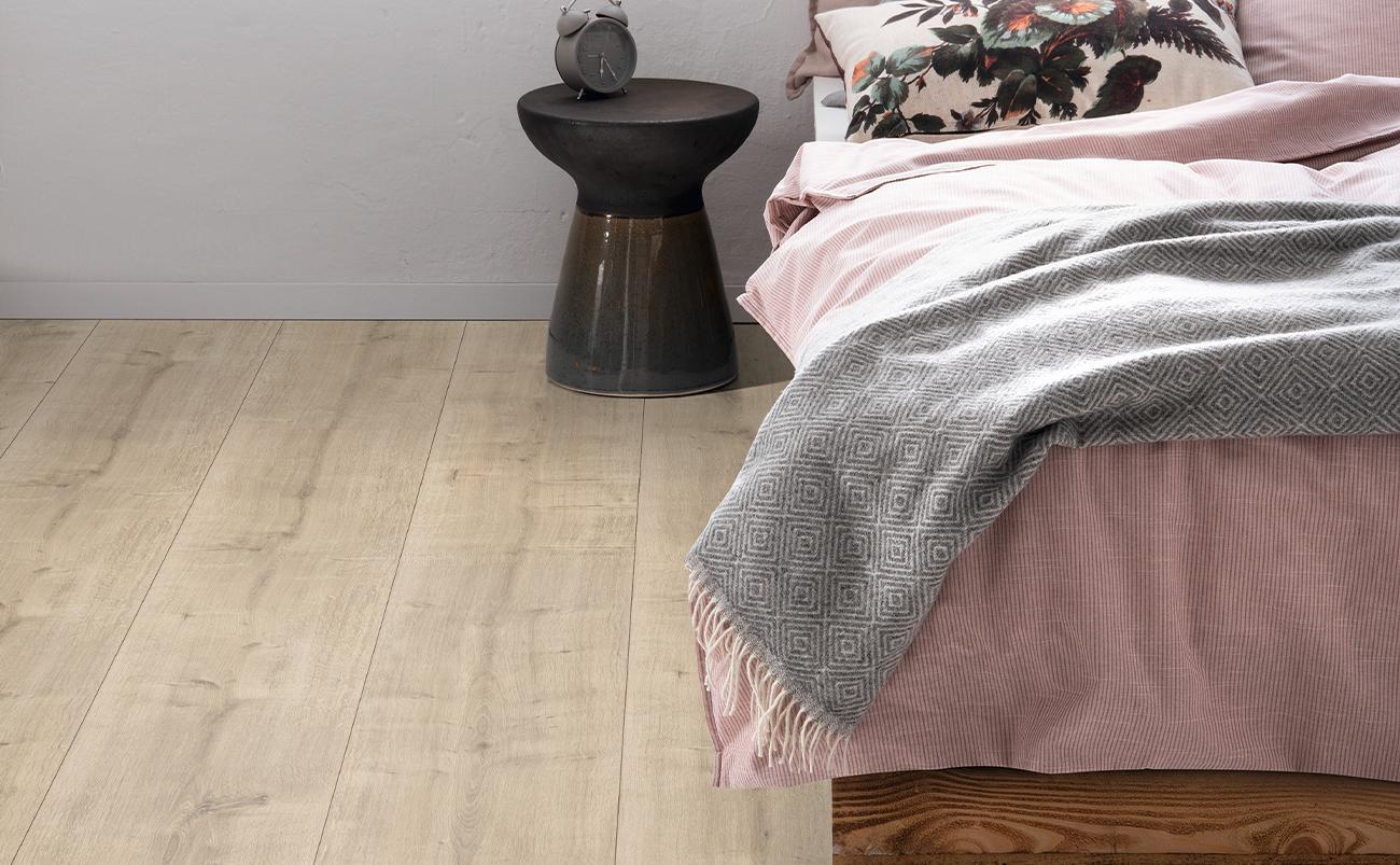 Egger Pro Kingsize 8/32 Cream Hamilton Oak – laminált padló