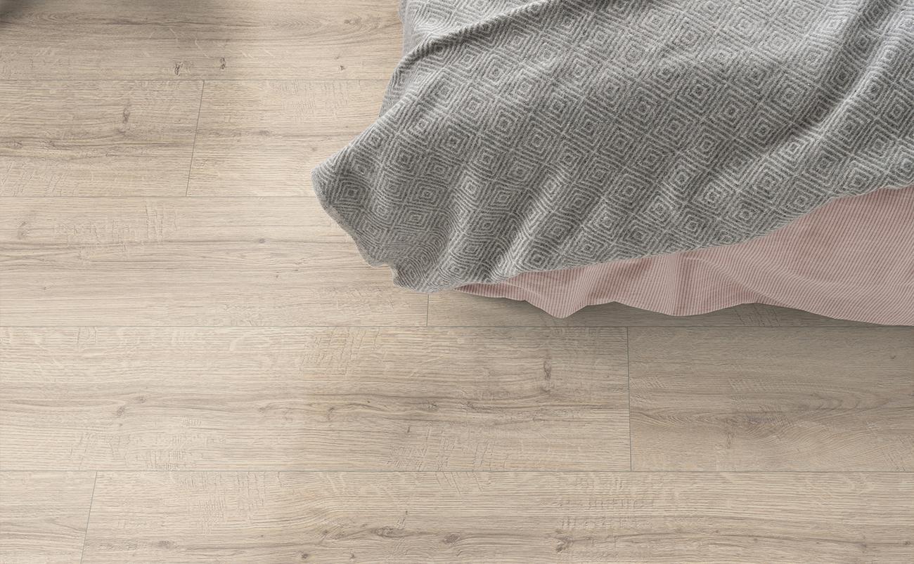 Egger Pro Large 8/32 Light Sherman Oak – laminált padló