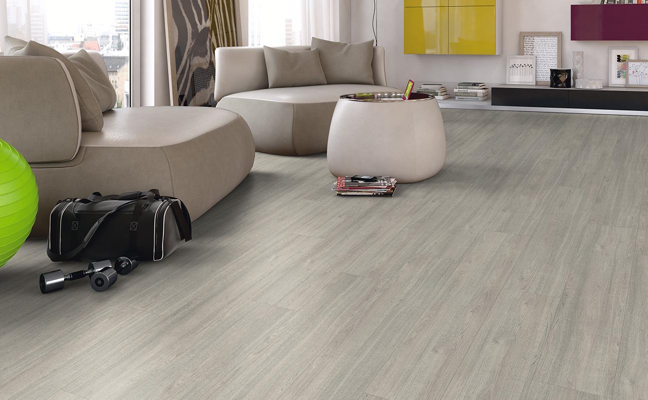 Egger Basic 7/31 Lightgrey Charlotte Oak – laminált padló
