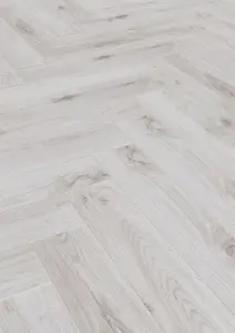 HERRINGBONE, 3516 BORDEAUX TÖLGY laminált padló