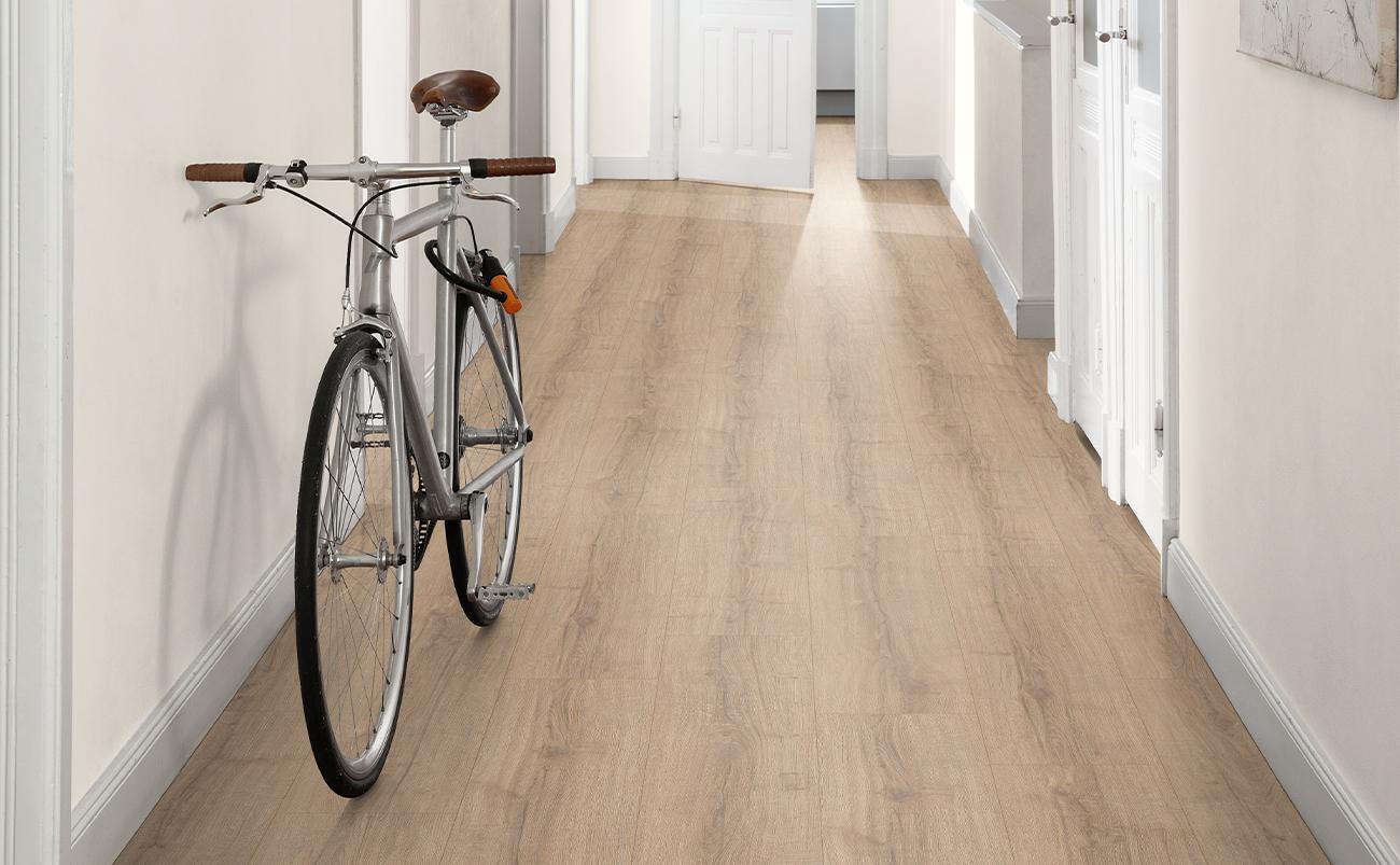 Egger Large 8/32 Aqua Brown Sherman Oak – laminált padló