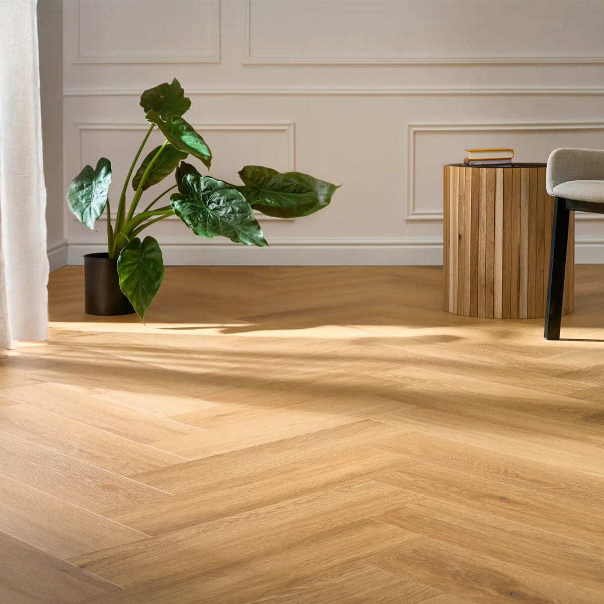 Arbiton Amaron Herringbone EIR Acoustic Menor Oak – halszálka mintás klikkes SPC padló
