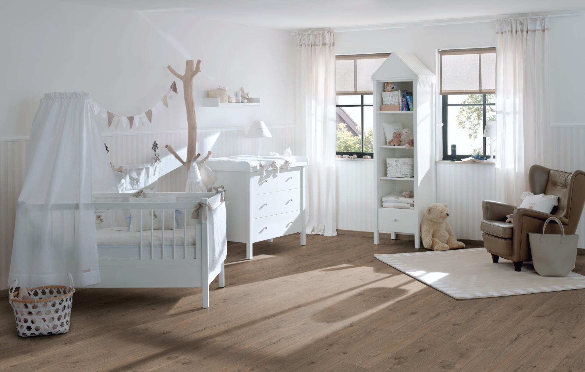 Egger Classic 8/32 Natural Murom Oak – laminált padló