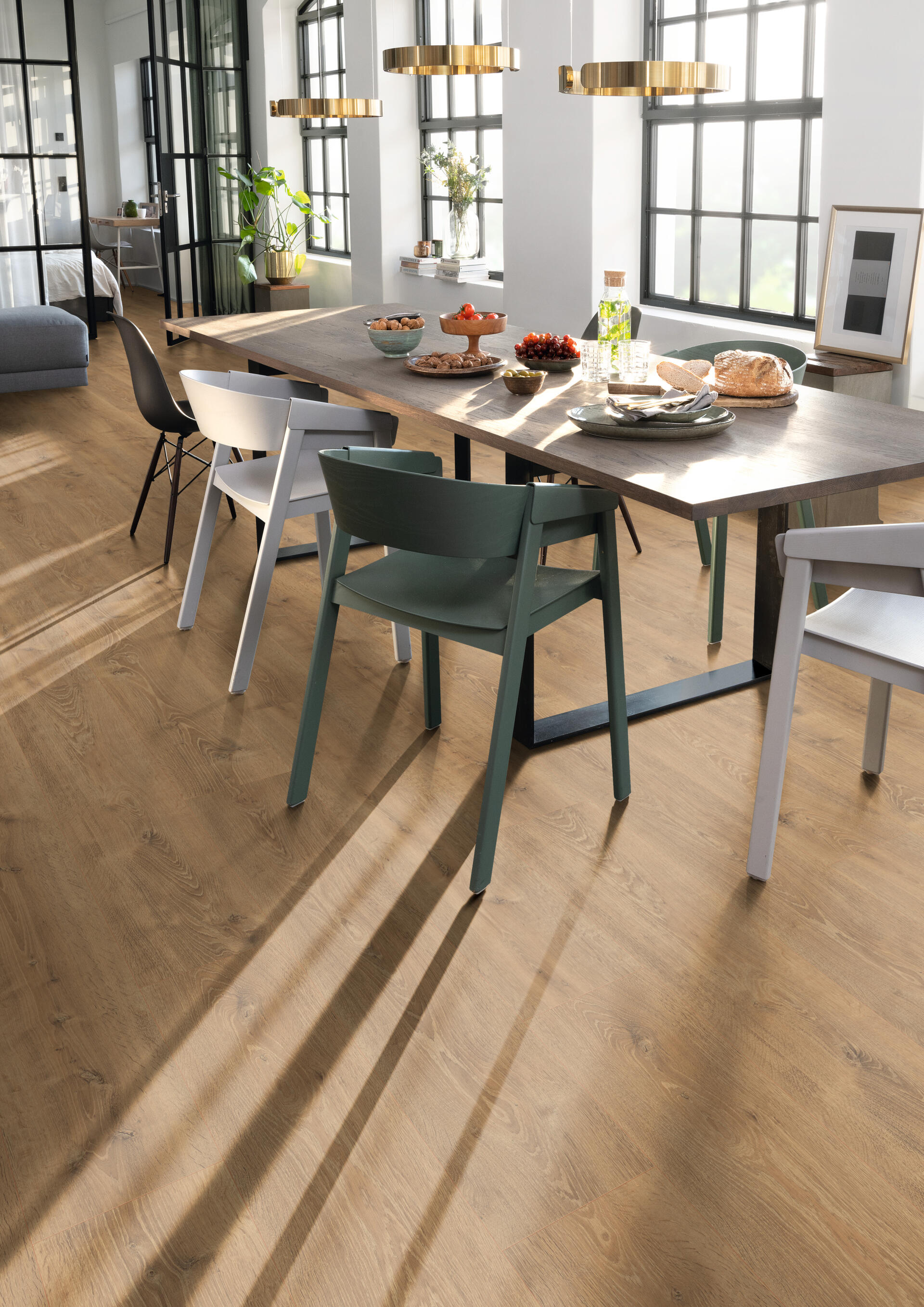 Egger Large 8/32 Natural Waltham Oak – laminált padló