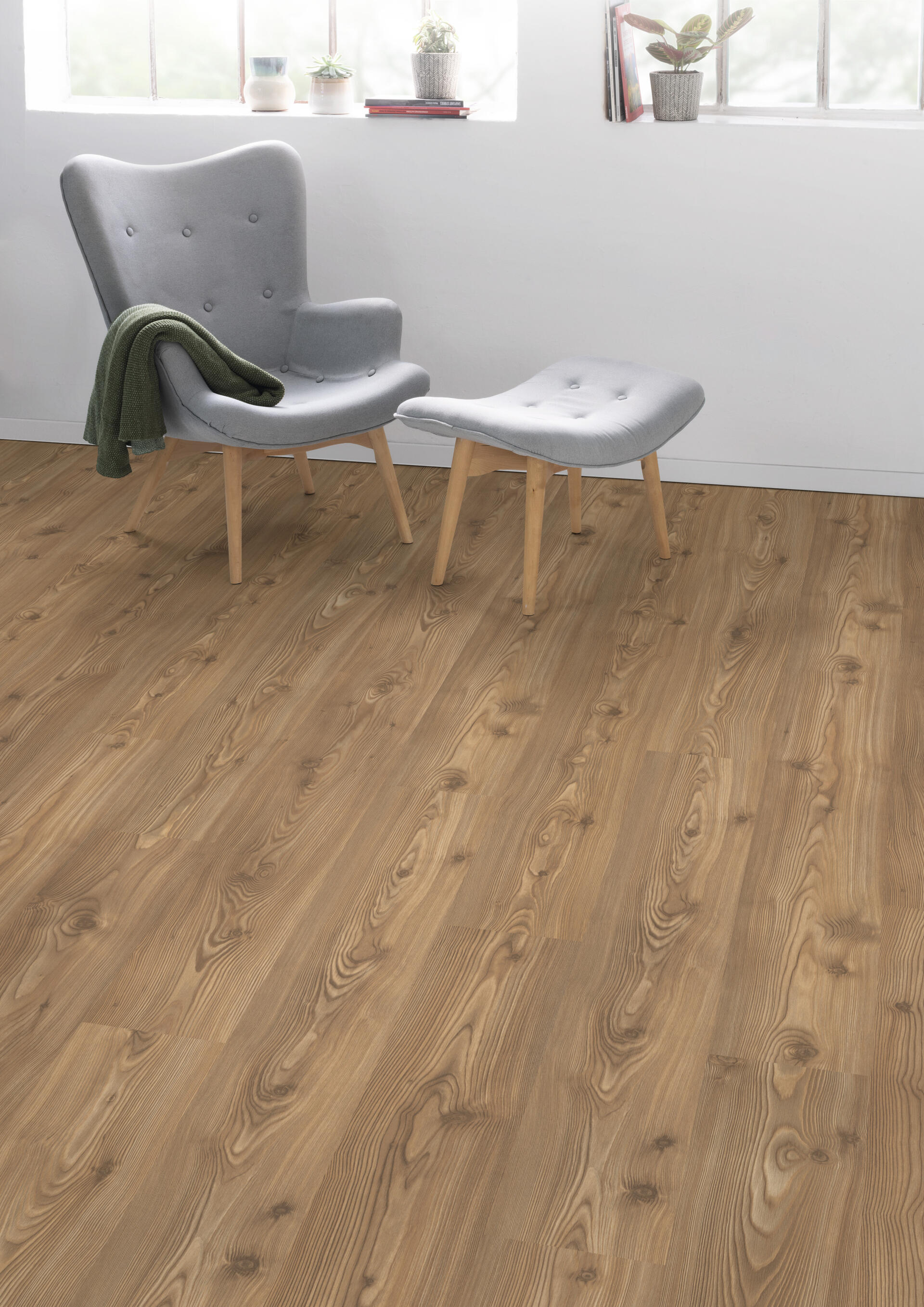 Egger Classic 7/31 Canadian Pine – laminált padló