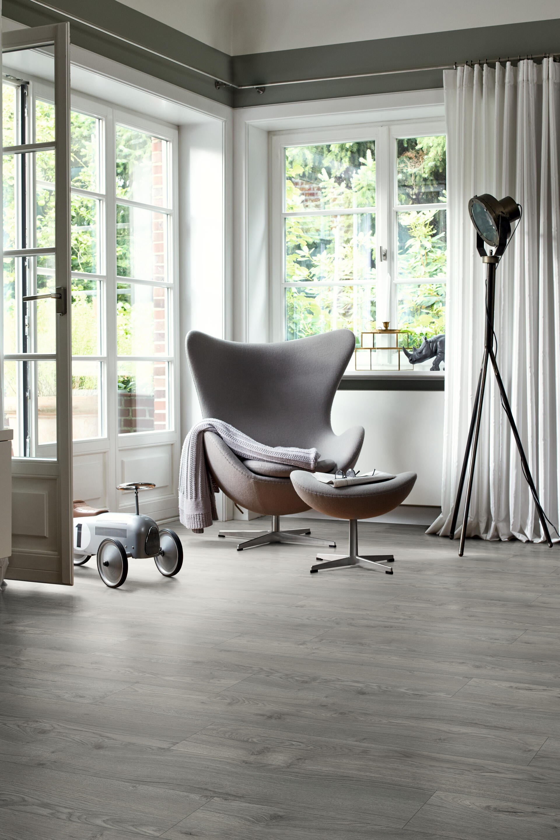 Egger Classic 7/31 Grey Avery Oak – laminált padló