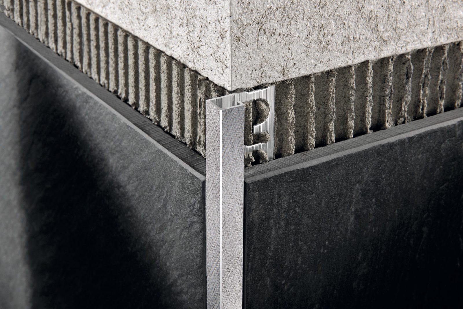 Progress Projolly Square Tiltex Szögletes Polírozott Szálcsiszolt Ezüst Alumínium Élprofil 12,5 mm (2,7 m/szál)