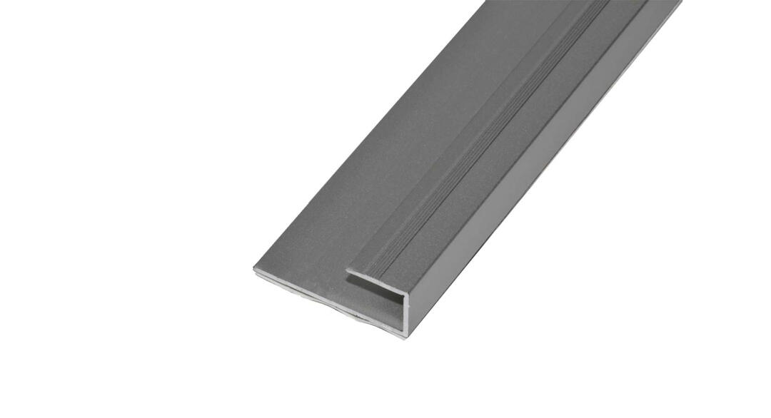 Alumínium parketta végzáró profil 30 mm, 0,93 m/szál, öntapadós eloxált ezüst